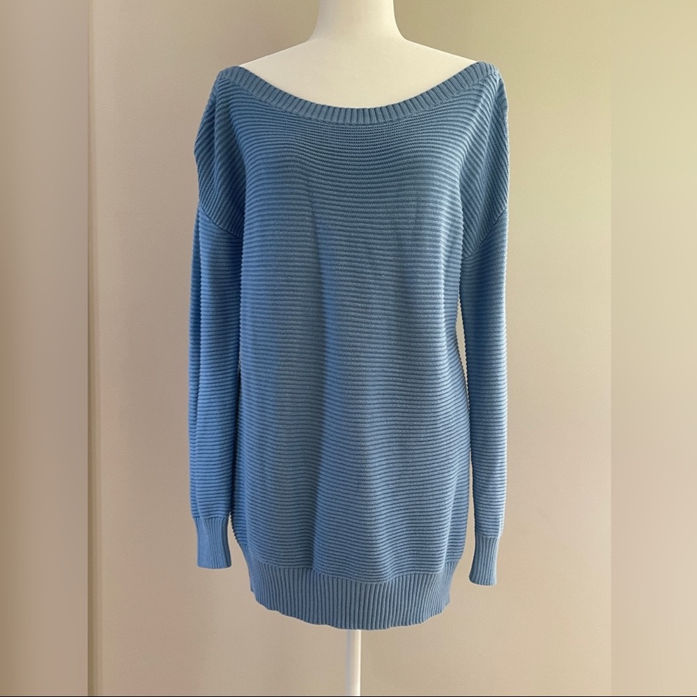 John + Jenn oversized sweater, tag says size S/P but fits like a large